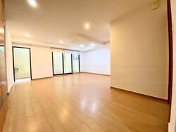 Lornie Road (D11), Terrace #468481031